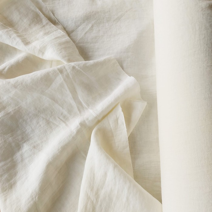 Len 100% Ecru Stonewashed szerokość 250cm, 160g/m2 | LINENCHARM