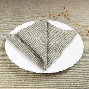 Lniana Serwetka w Zielone Paski