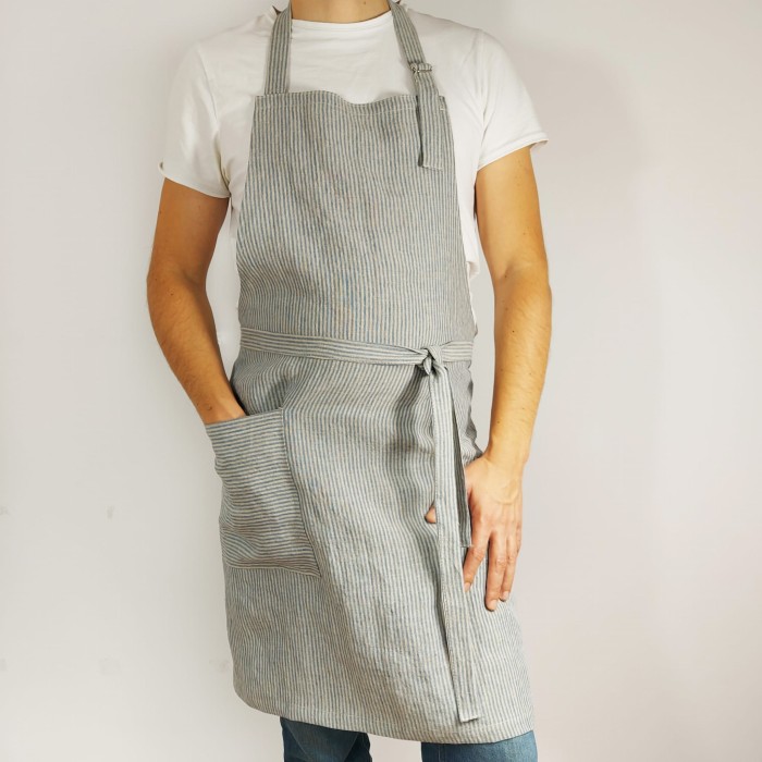 Fartuch lniany w niebieskie paski