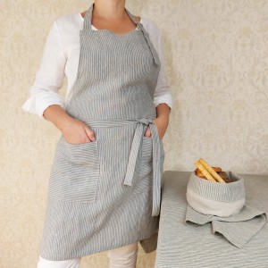 Fartuch lniany z kieszeniami