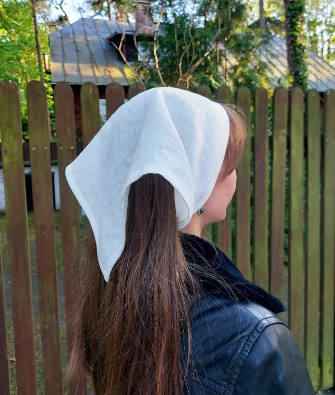 ecru bandana.jpg