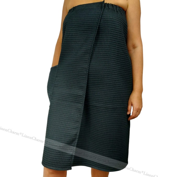 Cotton towel wrap black TS 00.jpgCzarne pareo damskie do sauny i SPA z bawełny waflowej