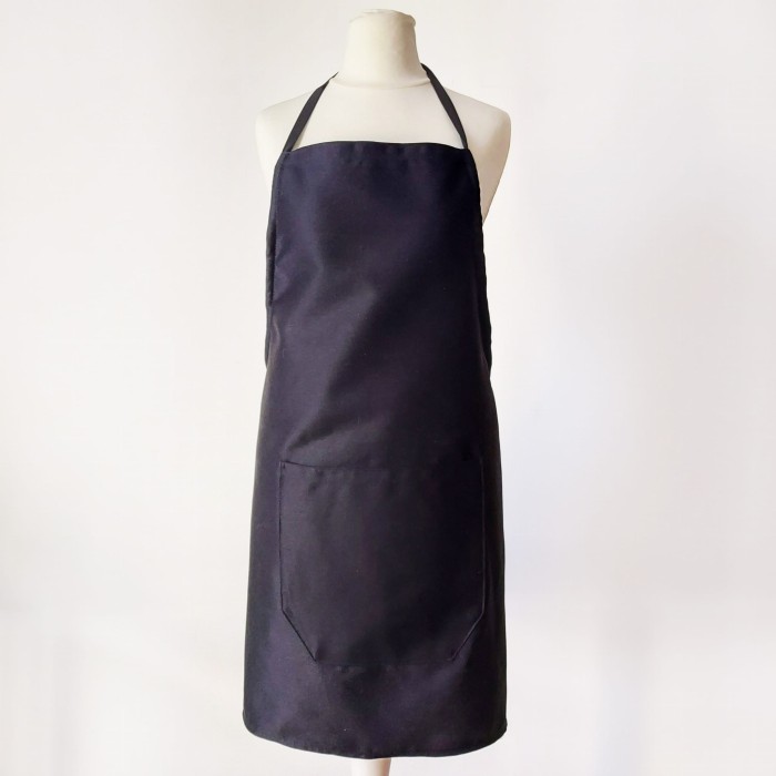 Bawełniany fartuch czarny z kieszonką LINENCHARM