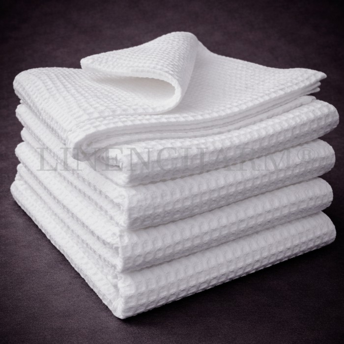 LC White  Bath Towel LinenCharm 01.jpg