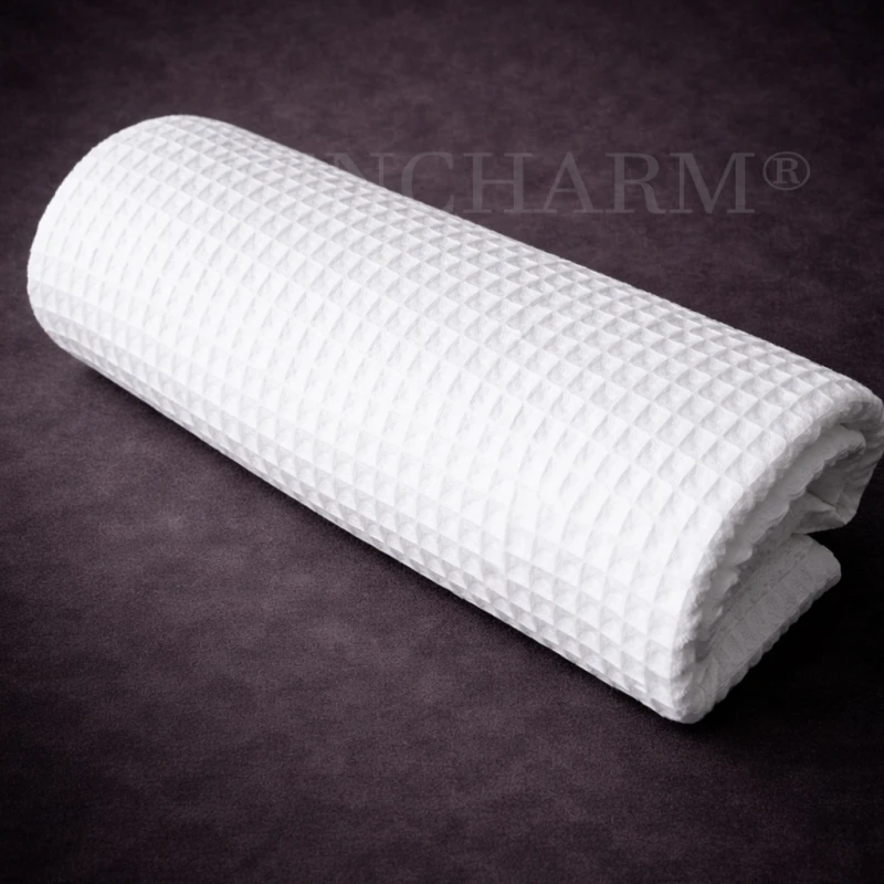 LC White  Bath Towel LinenCharm 02.jpg